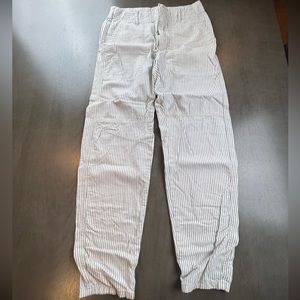 American Eagle Striped Pants. Size: 0 reg